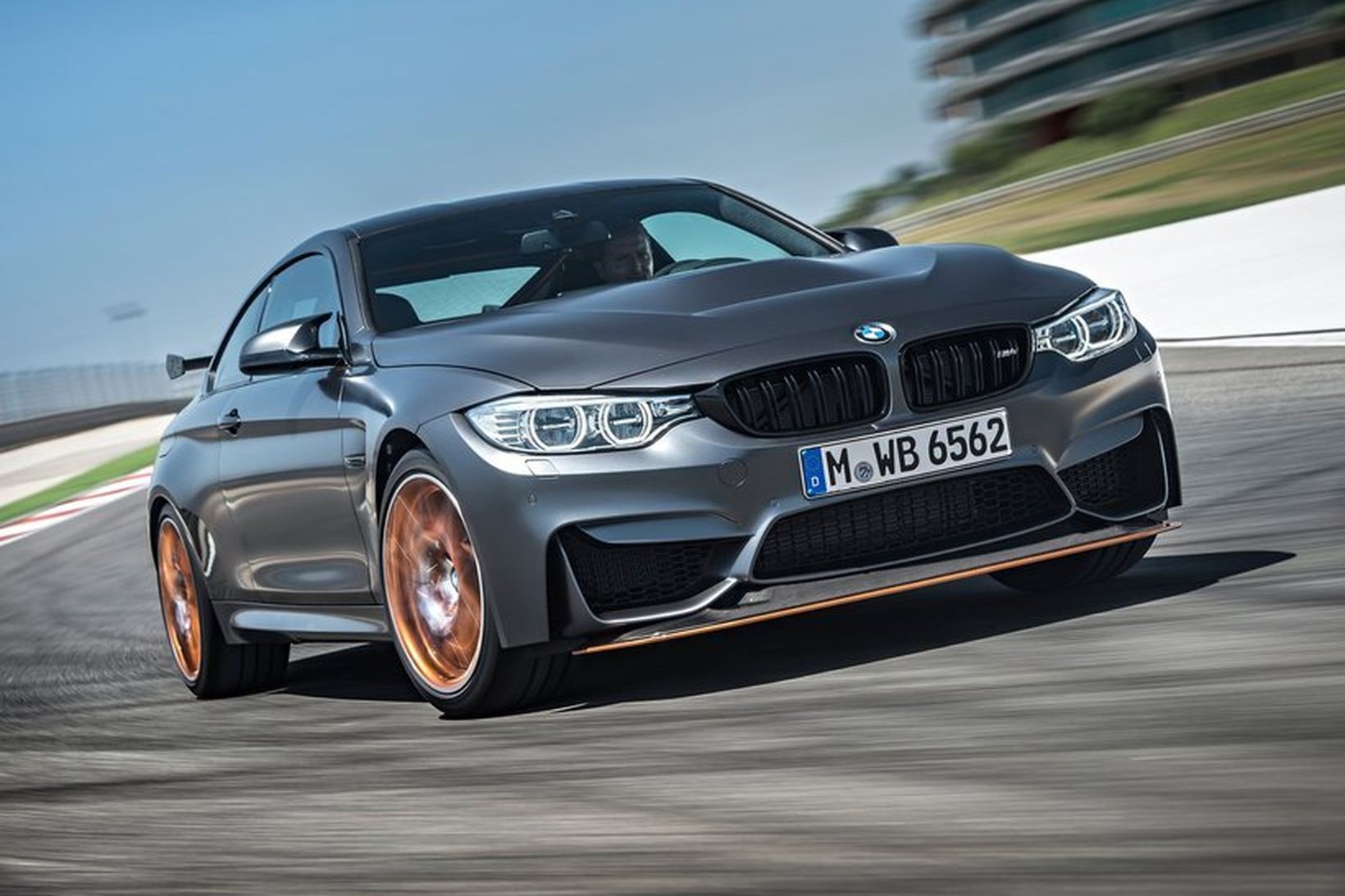 BMW M4 GTS var valinn sportbíll ársins í Þýskalandi.