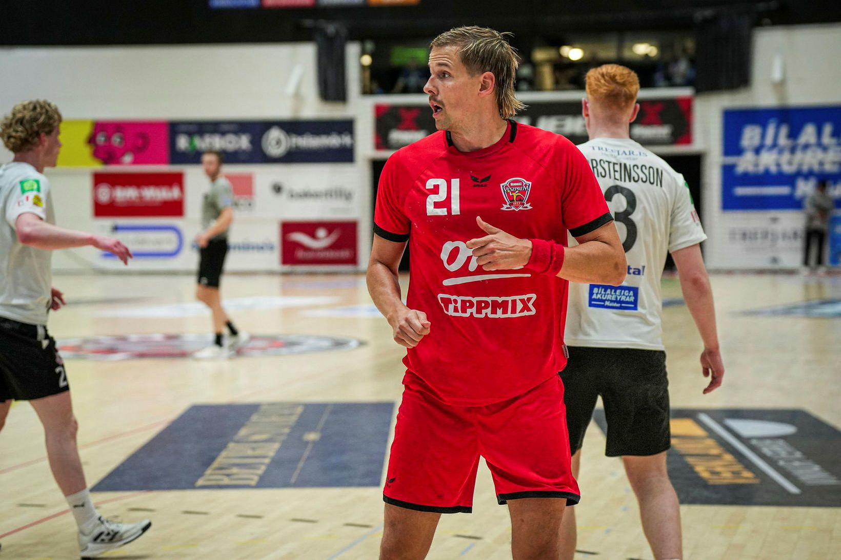 Bjarki sá um Íslendingaliðið