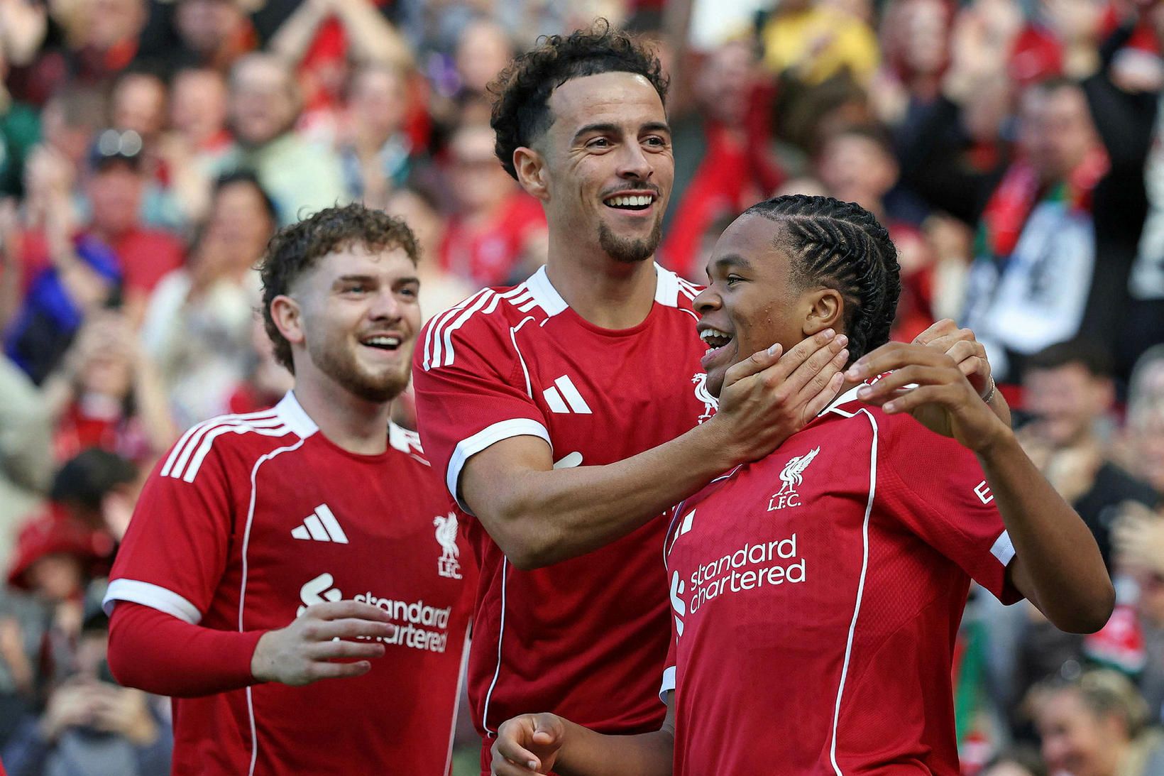 Að yfirgefa Liverpool