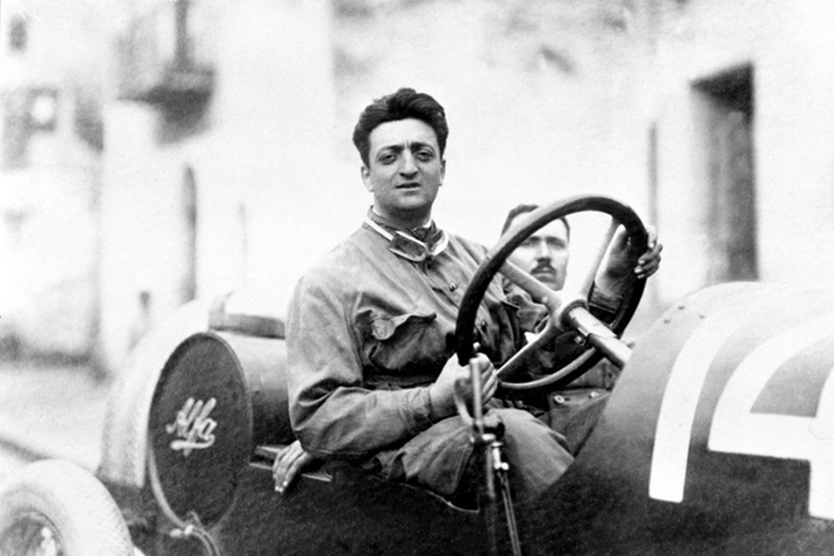Enzo Ferrari á sínum yngri árum.
