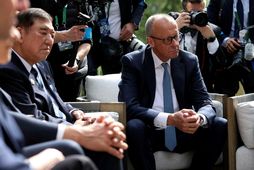 Friedrich Merz , kanslari Þýskaland situr með Shigeru Ishiba, forsætisráðherra Japans á ráðstefnu G7-ríkjanna í …