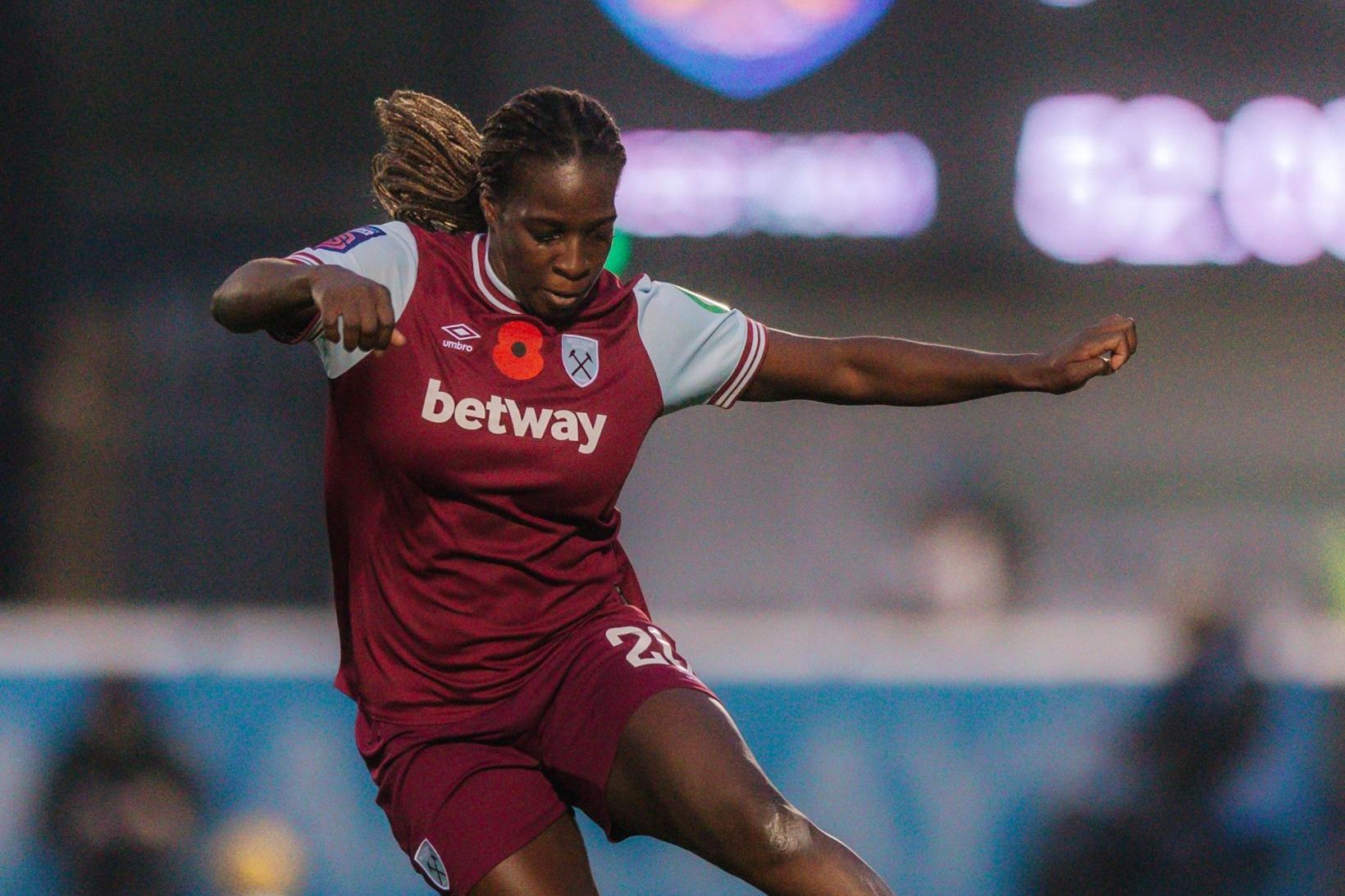 Viviane Asseyi skoraði siguirmark West Ham.