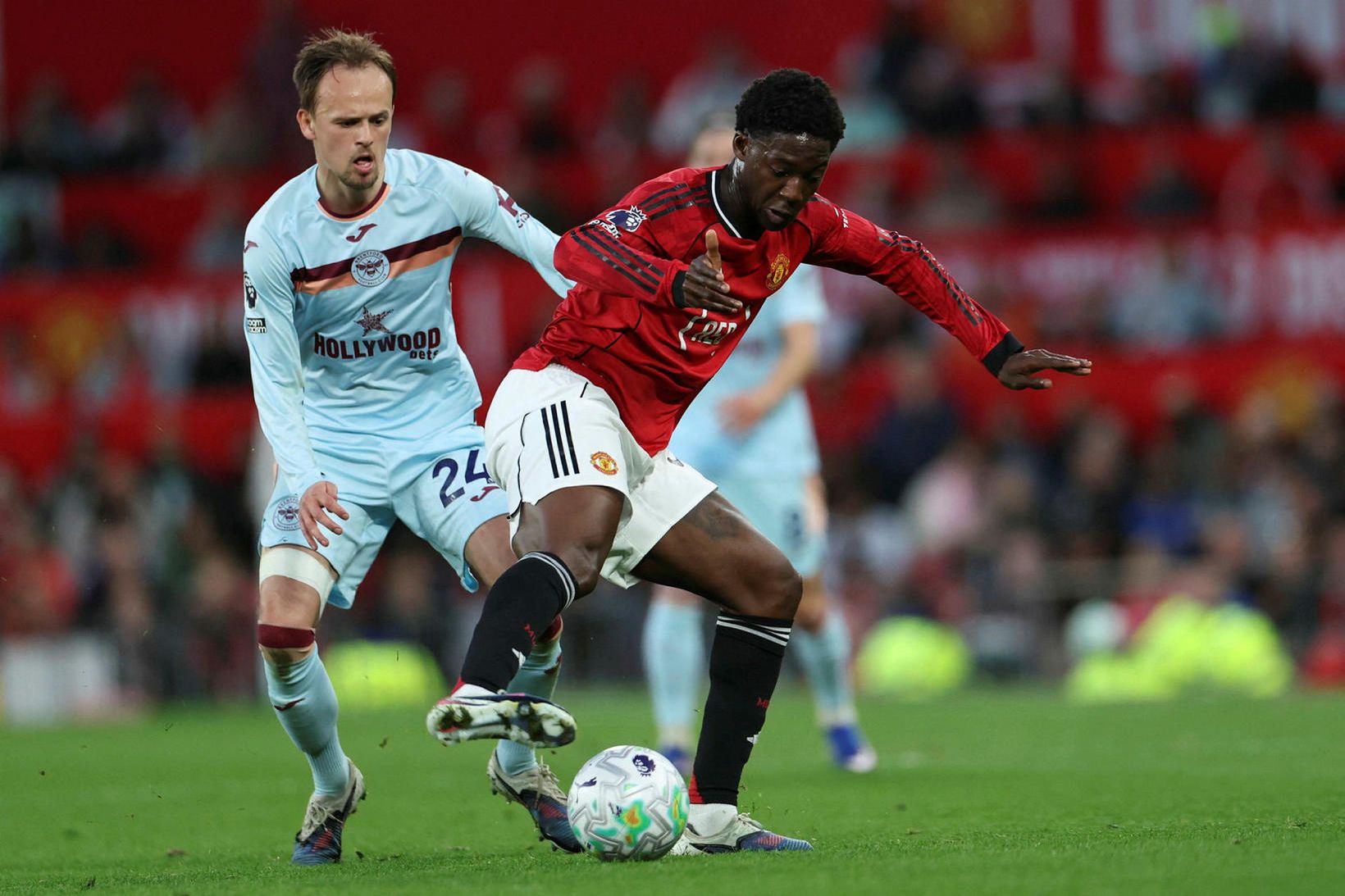 Fær 650% launahækkun hjá United