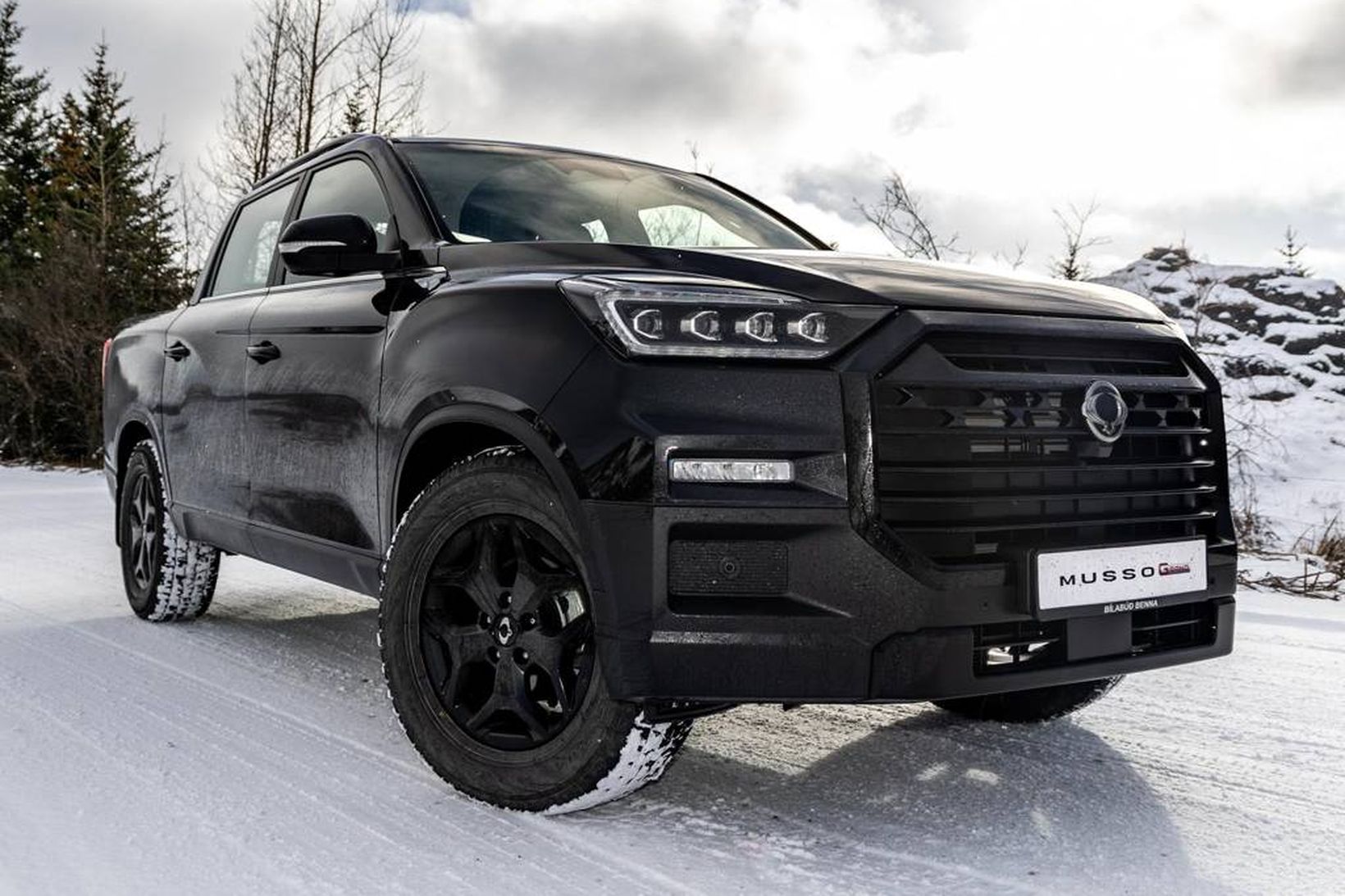 Nýr Musso Grand Ultimate, Black Edition. Svarta útgáfan eykur á …