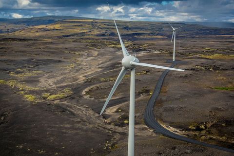 Vindmyllur við Búrfell, hluti af verkefni Landsvirkjunar um hagkvæmni vindorku. Jafnvægi þarf á framboði og …