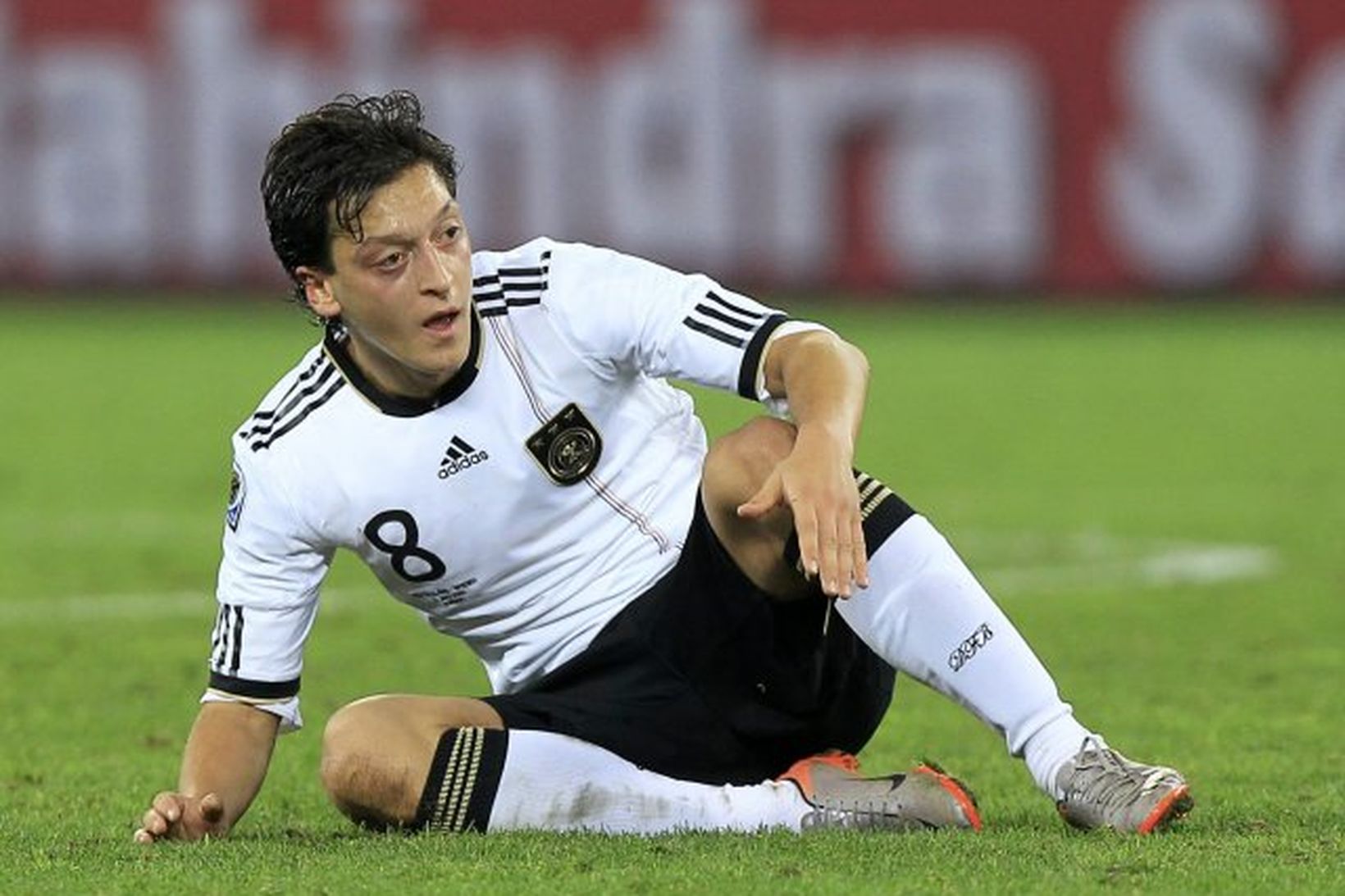 Mesut Özil er kominn í herbúðir Real Madrid.