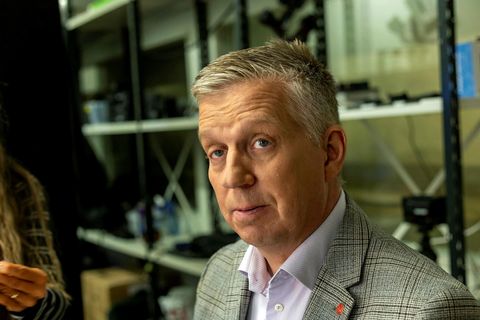 Víðir Reynisson, þingmaður Samfylkingar segist styðja veiðigjaldafrumvarpið heilshugar.