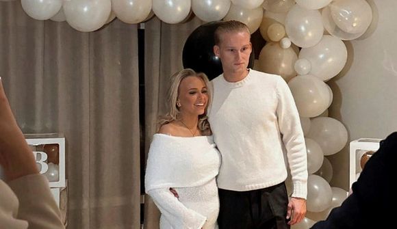 Lára Clausen og Jens Wessman greindu frá kyninu með viðhöfn 