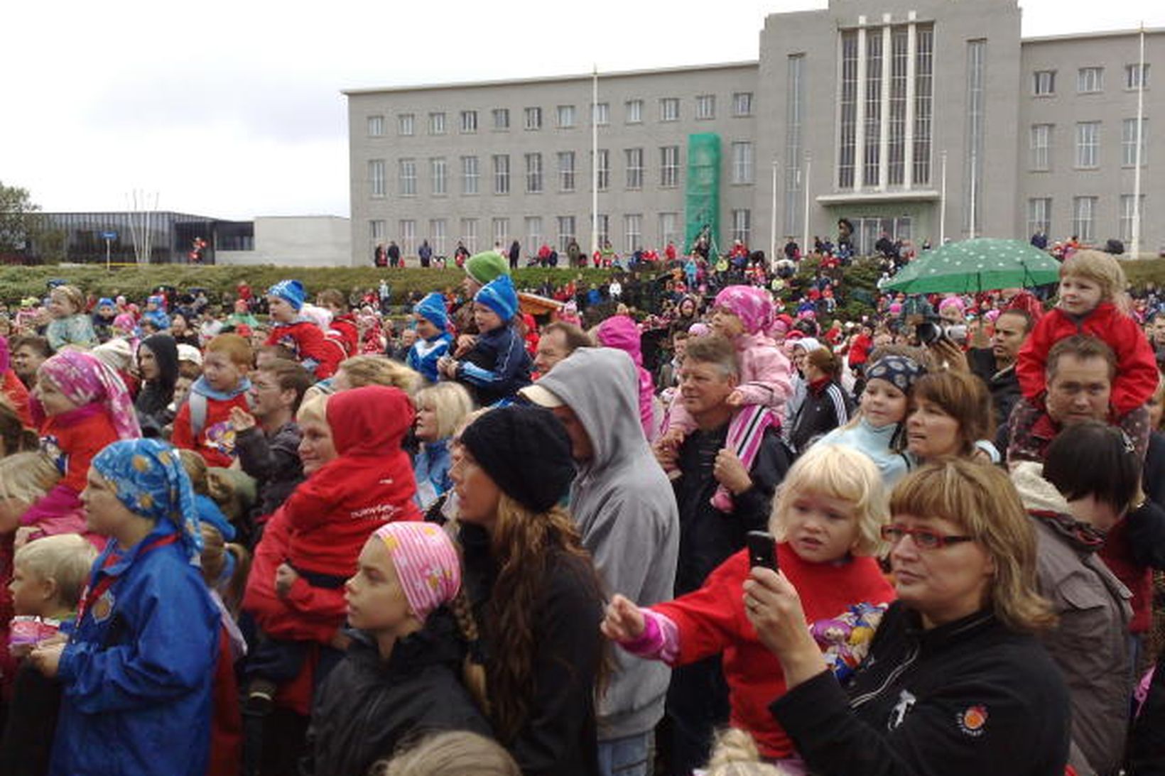 Það er margt um manninn í Latabæjarhlaupinu.