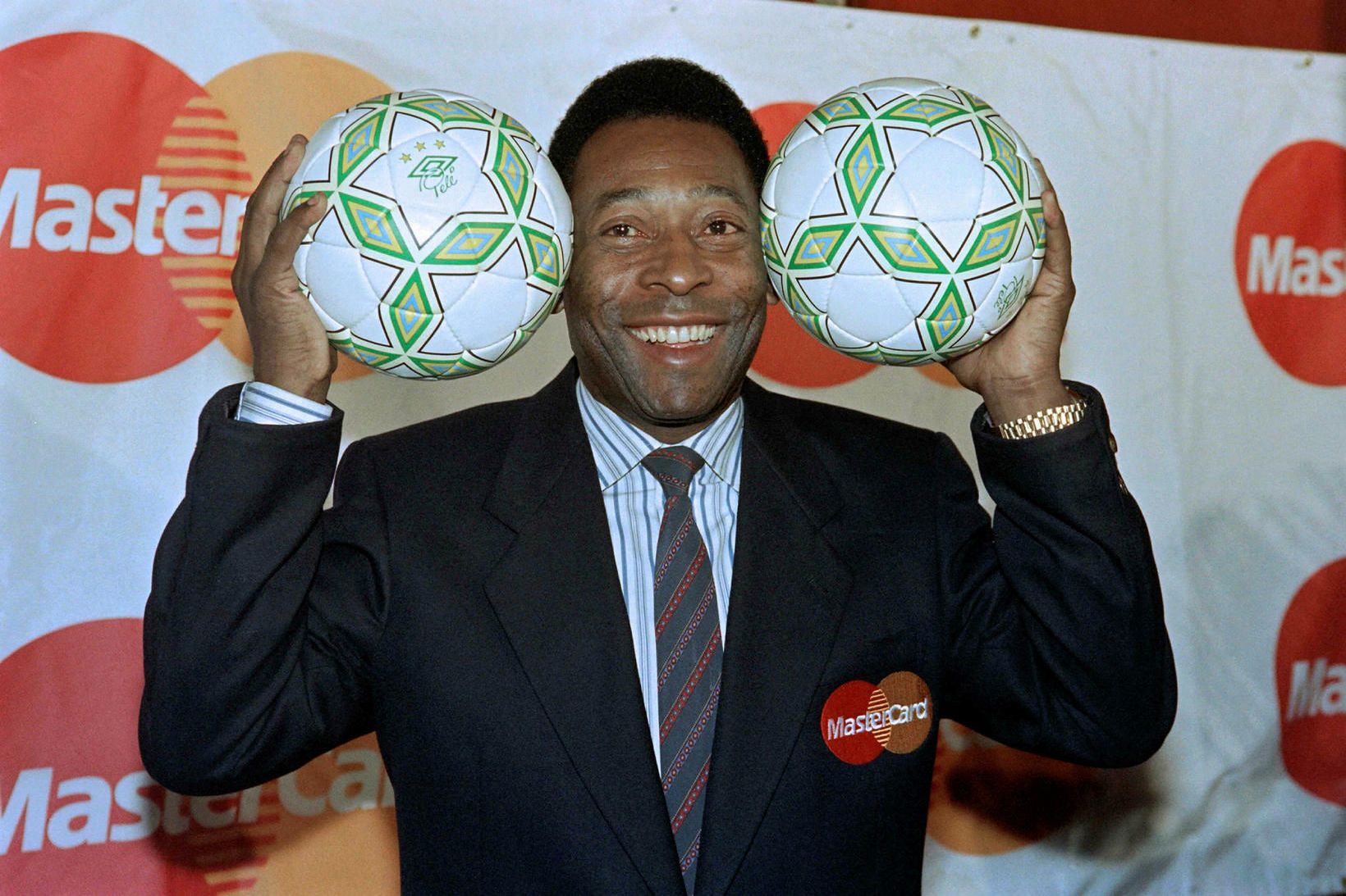 Pelé hefur verið talinn einhver snjallasti knattspyrnumaður sögunnar.