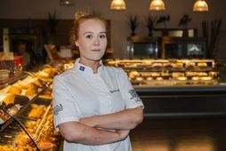 Sigrún Sól Vigfúsdóttir er þriðja kynslóð bakara hjá fjölskyldufyrirtækinu Bakarameistaranum og starfar sem yfirmaður tertudeildar.