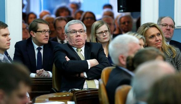 Fjárlög knýja á um að Alþingi komi saman