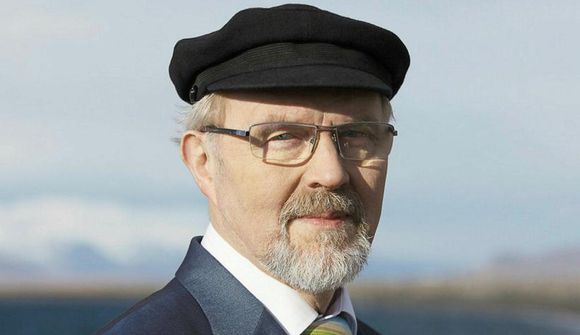 Skorar á Svandísi að taka upp mál sín að nýju