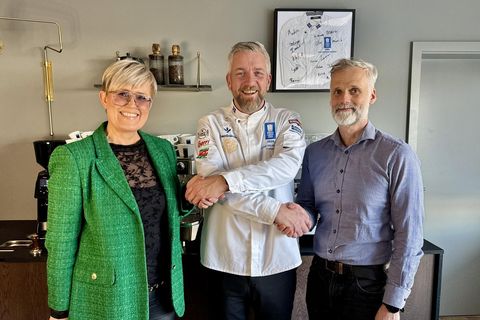 María Jóna Samúelsdóttir, framkvæmdastjóri Danól, Þórir Erlingsson, forseti Klúbbs matreiðslumeistara og Ingi Páll Snæbjörnsson, sölustjóri …
