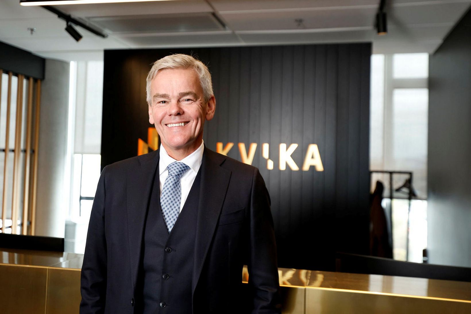 Ármann hefur ákveðið að láta af störfum