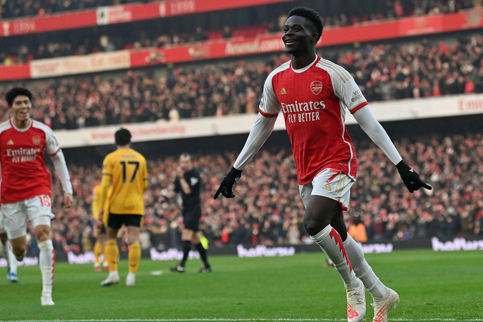 Bukayo Saka skoraði fyrsta mark Arsenal í dag.