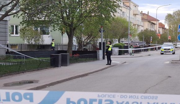 Þrír handteknir og drengnum sleppt 