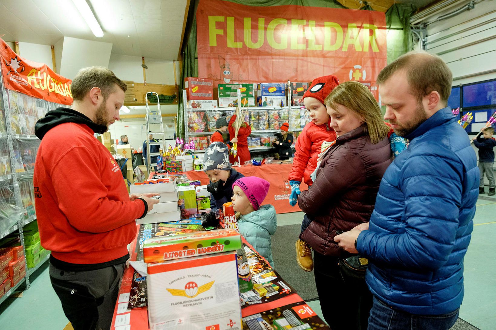 Yfir 100 sölustaðir eru um allt land.