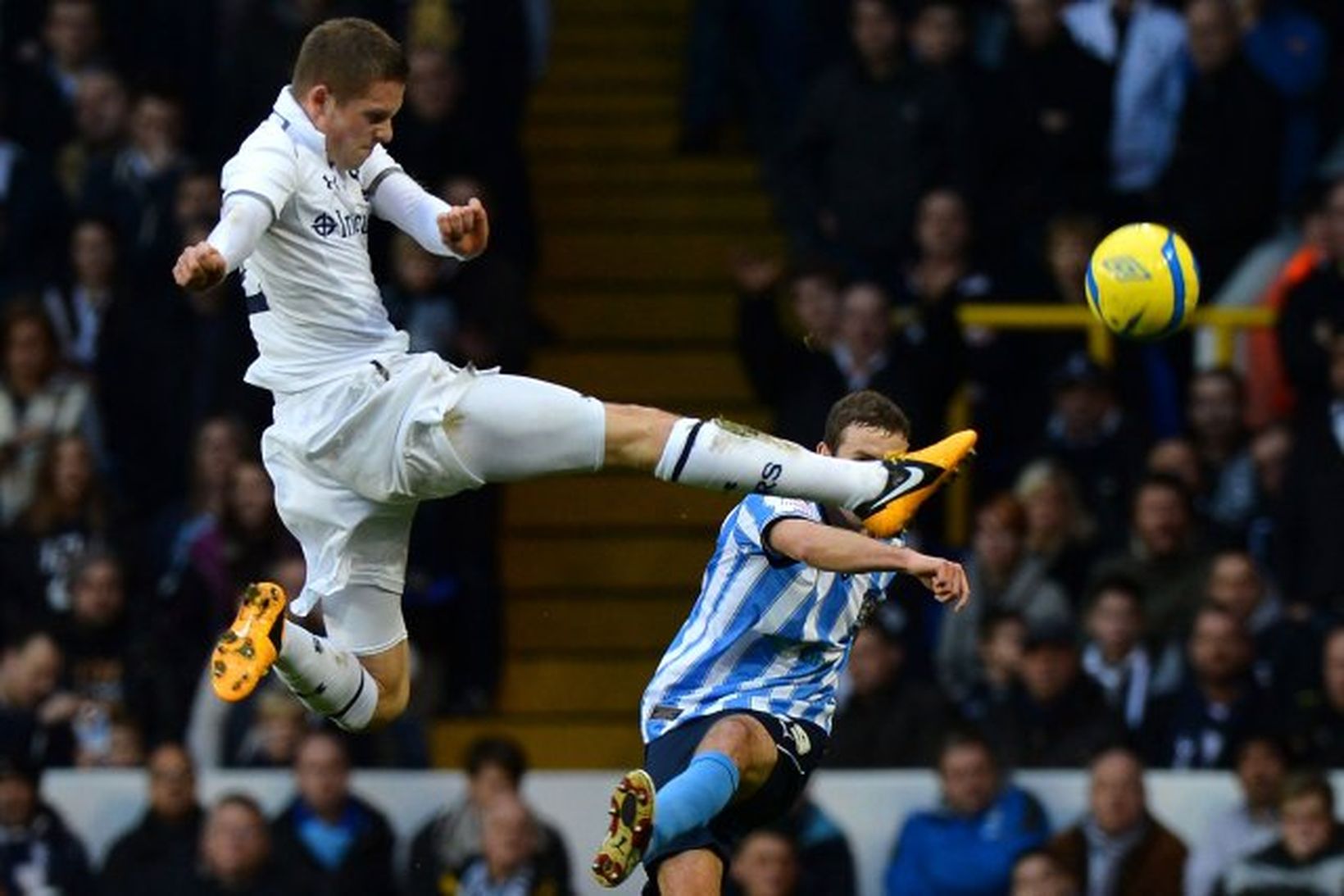 Gylfi Þór Sigurðsson í leiknum gegn Coventry í dag.