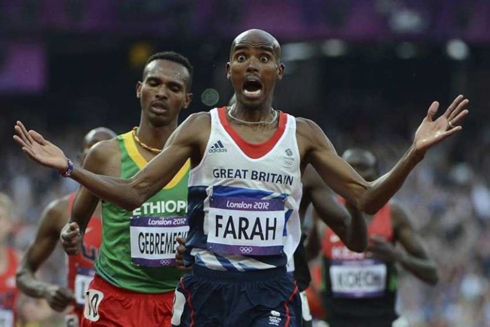 Bretinn Mohamed Farah fagnar sigri í 500 m hlaupi á leikunum í London.