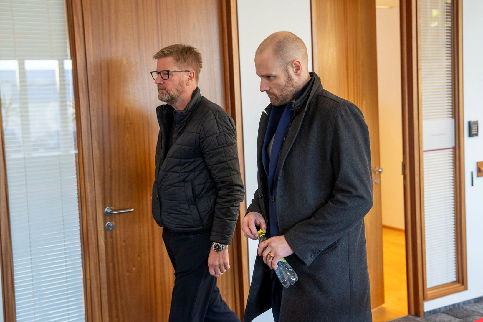 Steinþór Ein­ars­son sem er hér til hægri var sýknaður.