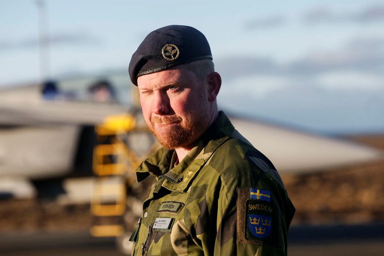 Half-Icelandic soldier takes part in air policing mission