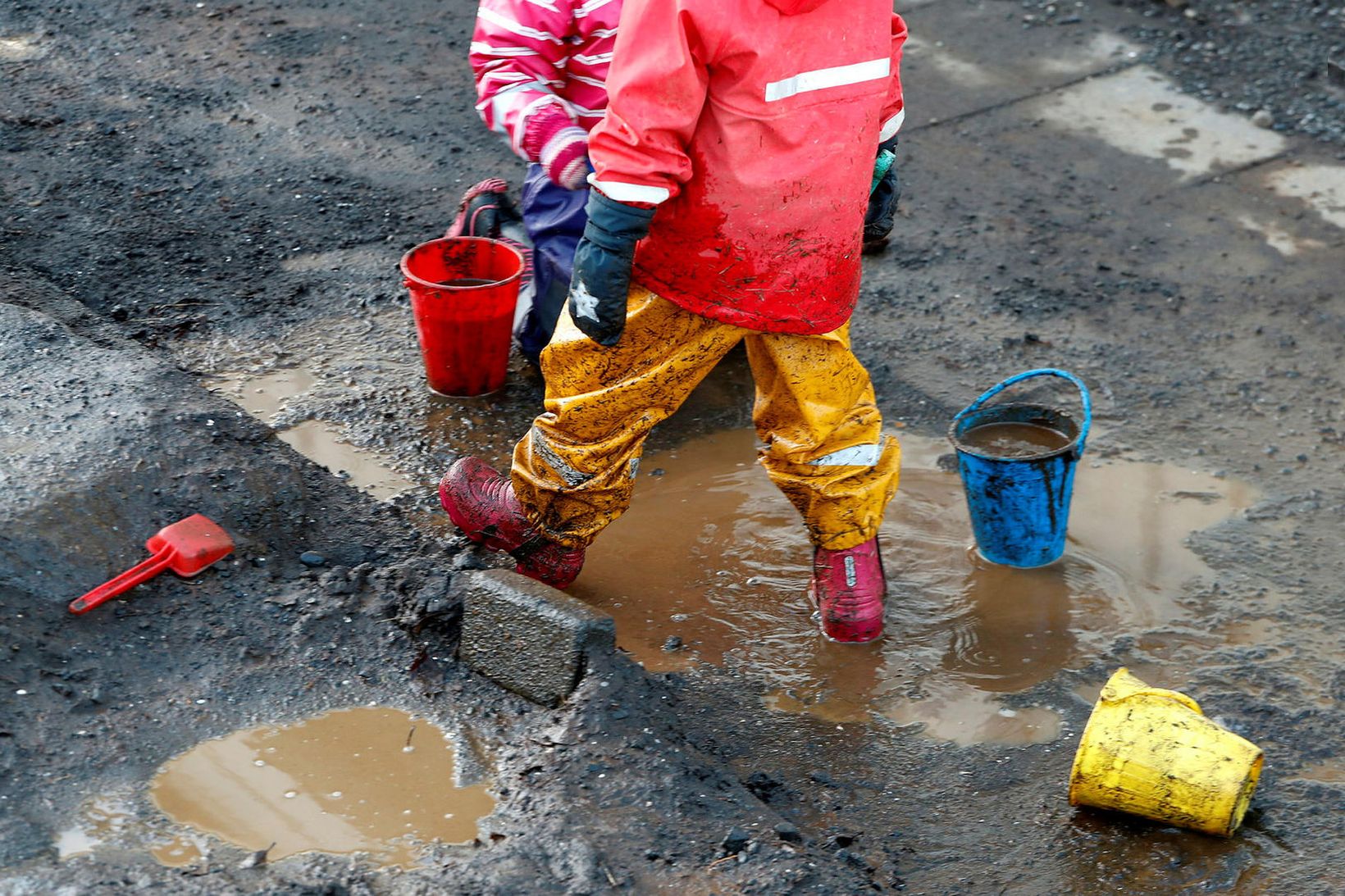 Faðirinn telur Reykjavíkurborg hafa brugðist börnum og foreldrum í málinu.