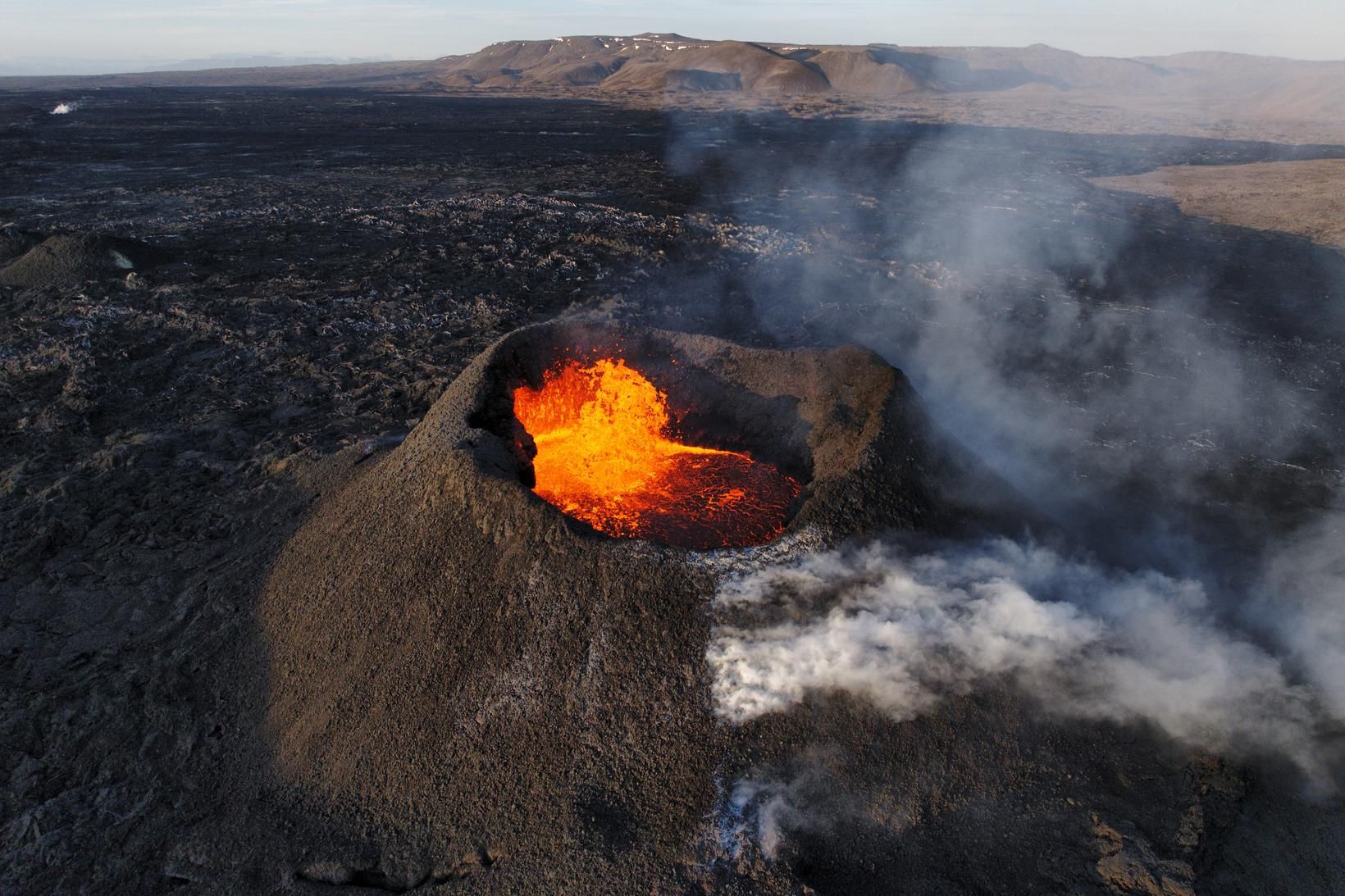 Eldgosið við Sundhnúkagíga hófst 16. mars.