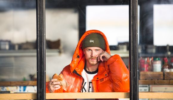 Sjáðu Emmsjé Gauta taka heitasta smell Helga