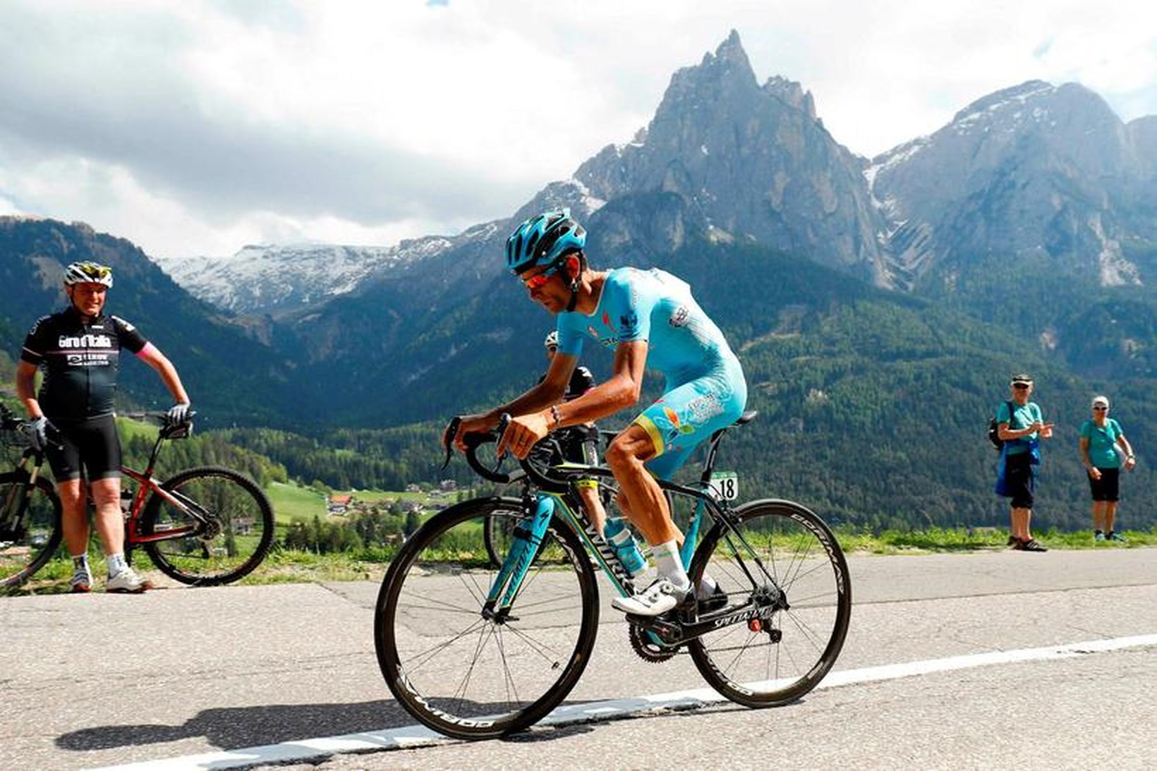 Hjólreiðamaðurinn Michele Scarponi í Giro d'Italia í maí í fyrra.
