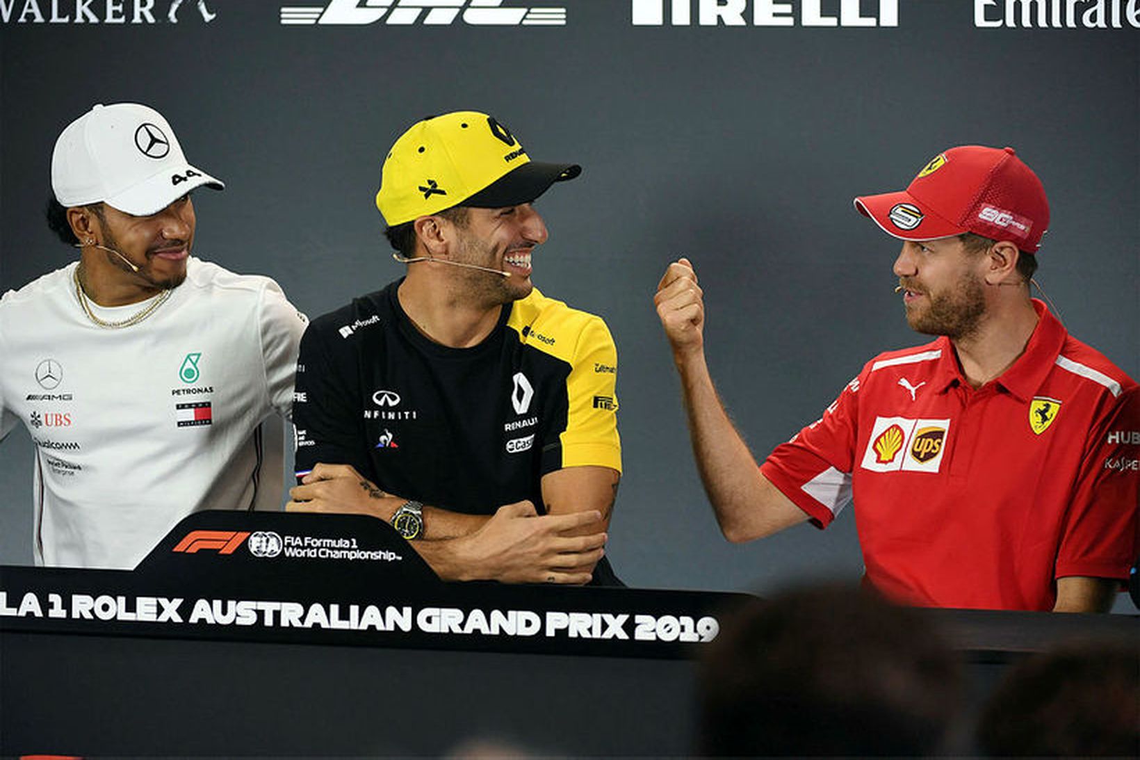 Lewis Hamilton, Daniel Ricciardo og Sebastian Vettel á blaðamannafundi í …