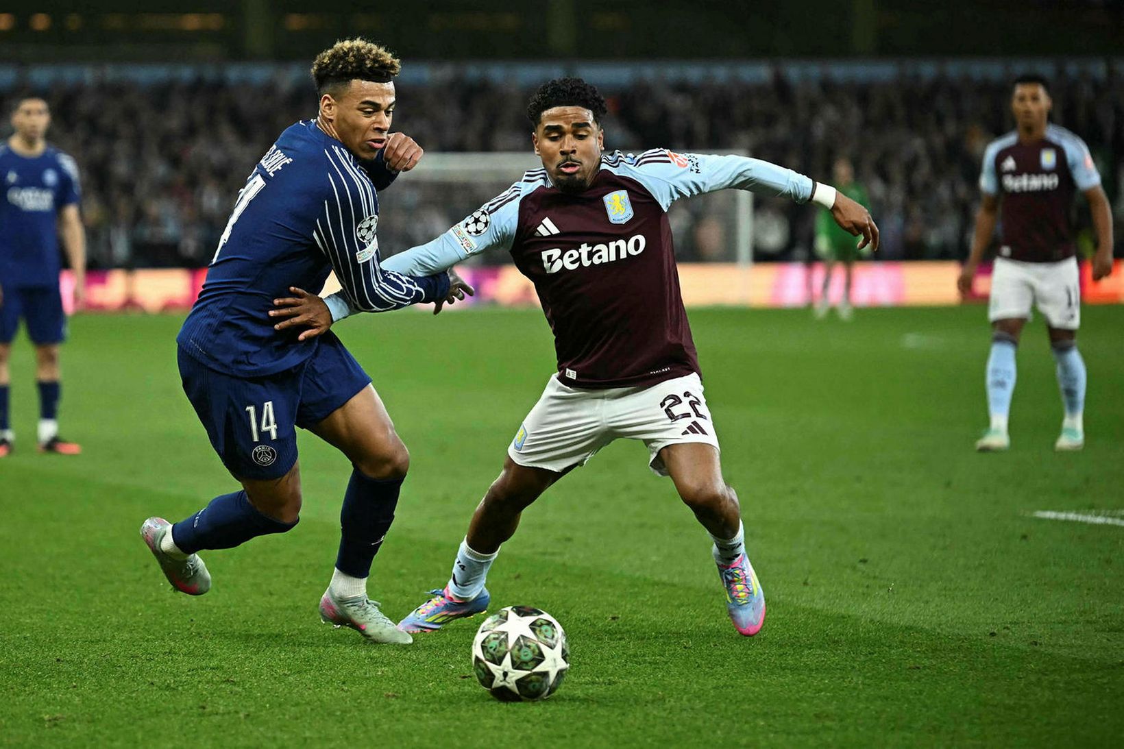 Desire Doue hjá PSG og Ian Maatsen hjá Aston Villa …