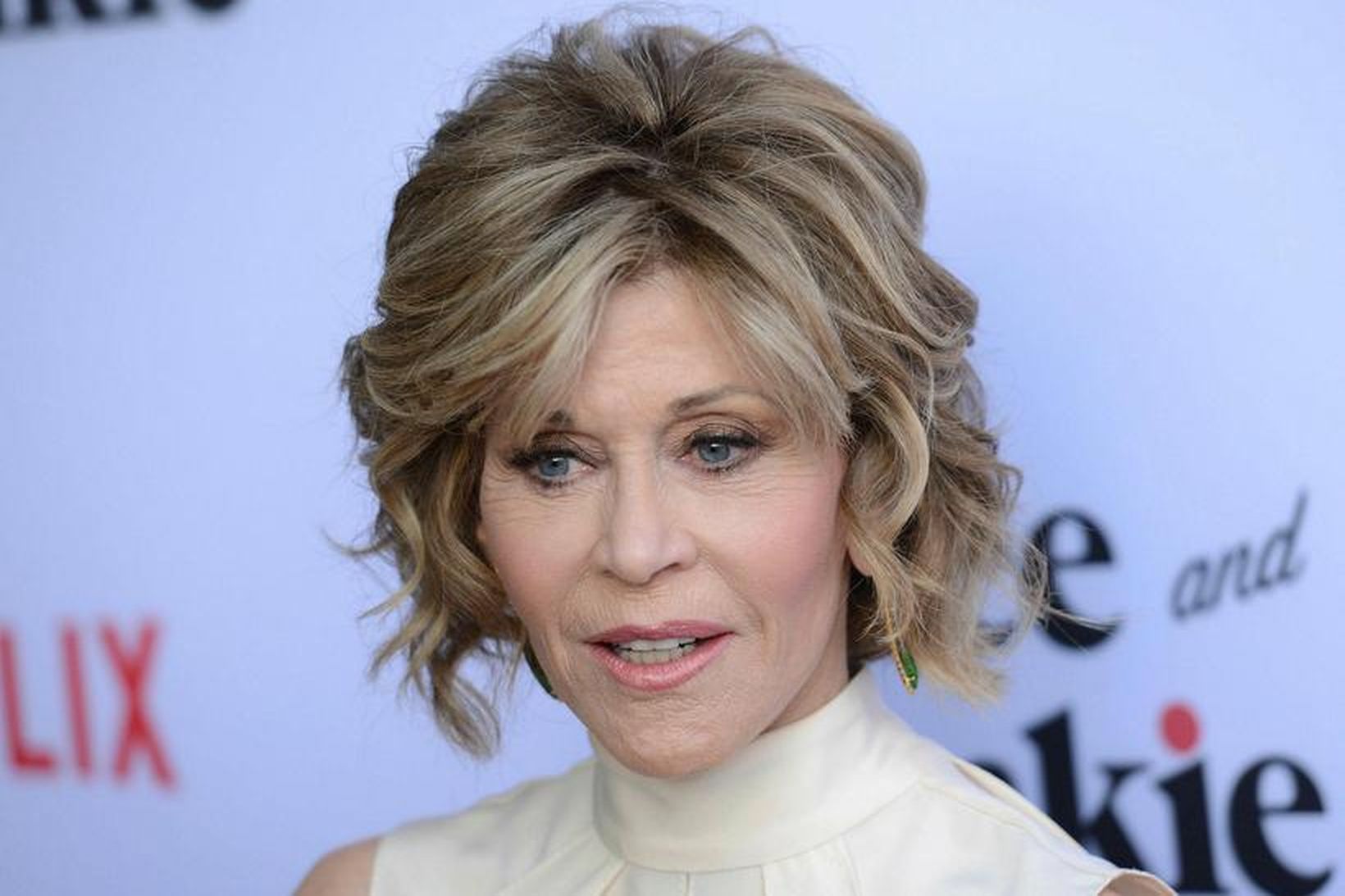 Jane Fonda er augljóslega mikið gefin fyrir sund.