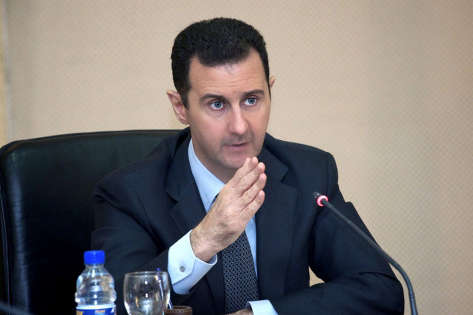 Bashar al-Assad, forseti Sýrlands, segist reiðubúinn til viðræðna við stjórnarandstöðuna …