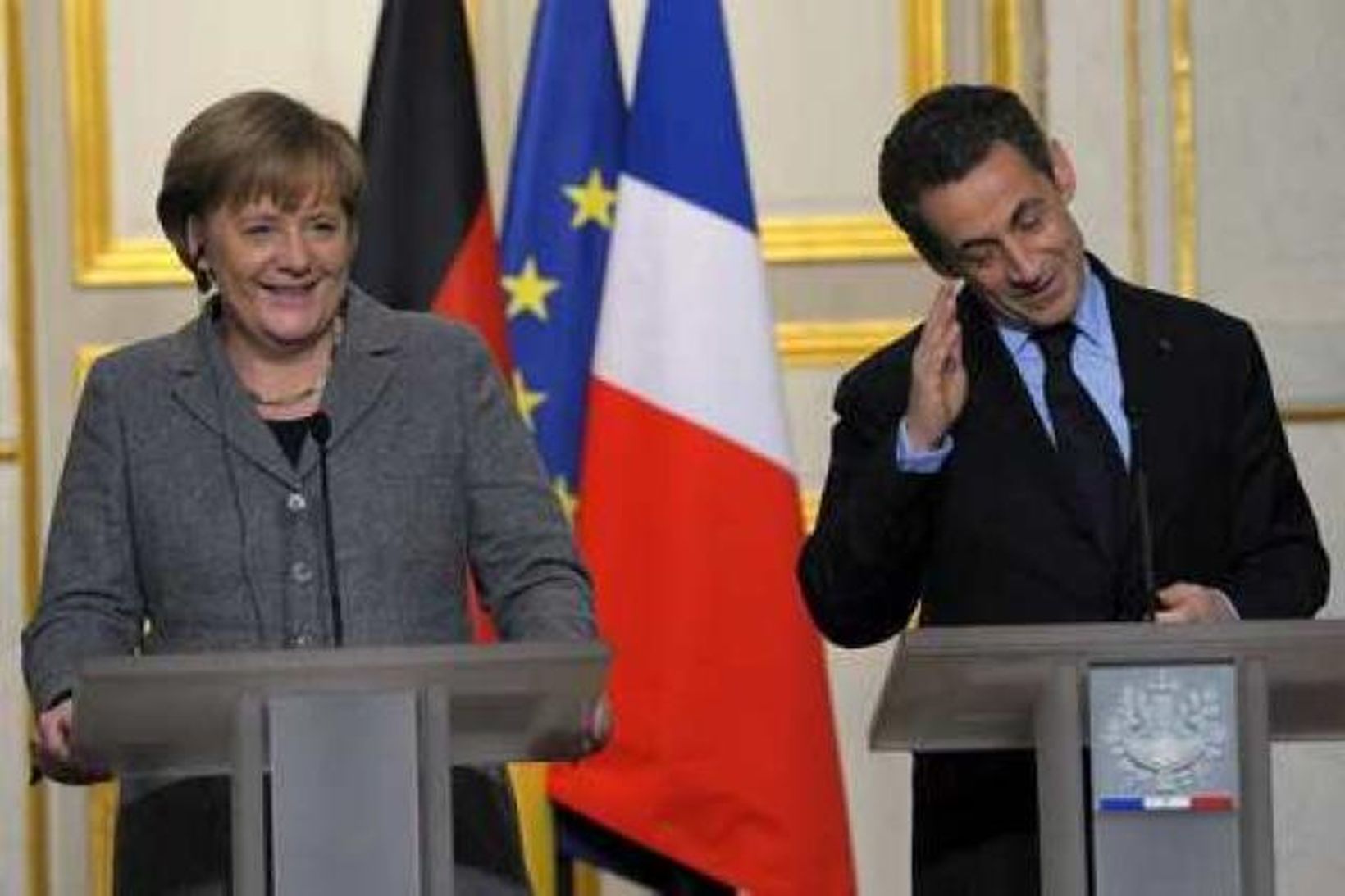 Angela Merkel og Nicolas Sarkozy á góðri stund.