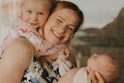 Annie Mist elskar að vera móðir.