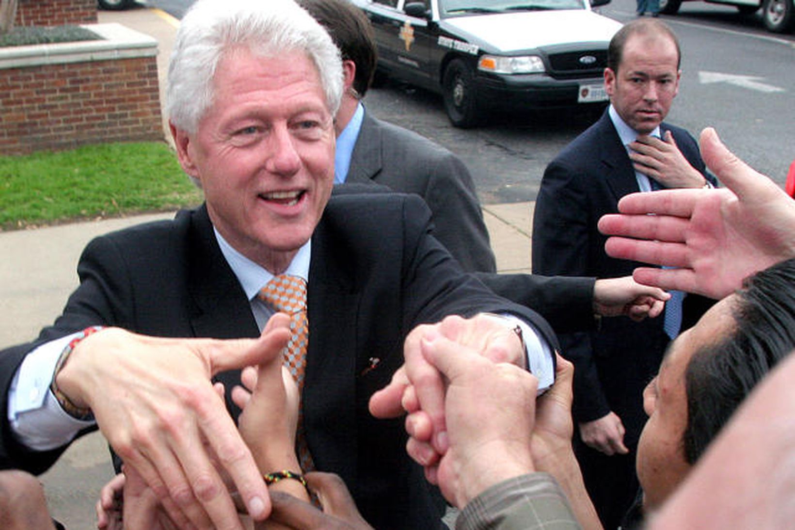 Bill Clinton er örvhentur, sem og óvenjumargir aðrir fyrrverandi Bandaríkjaforsetar. …