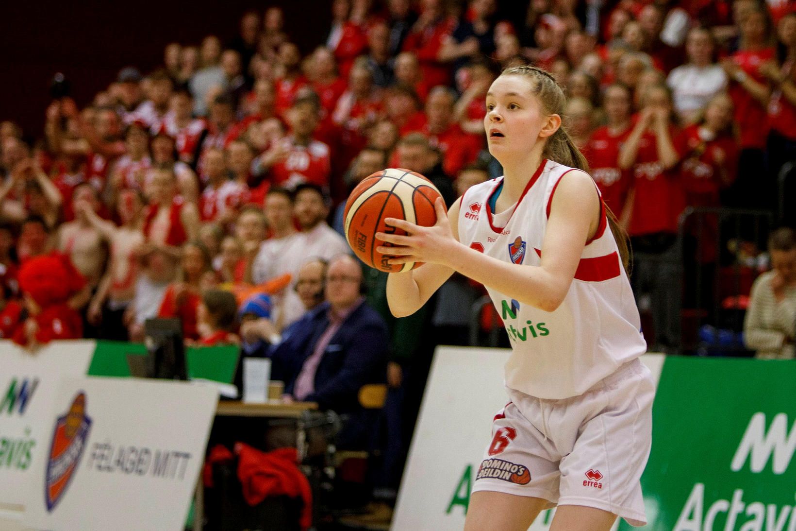 Sigrún Björg Ólafsdóttir í leik með Haukum.