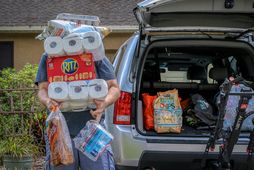 Söfnunarárátta er skilgreind klínískt sem þrálátt erfiði við að losa sig við hluti eða skilja …