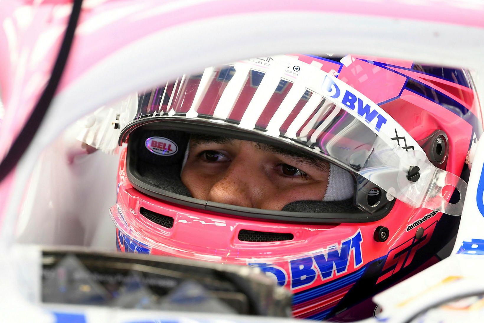 Sergio Perez missir af breska kappakstrinum í Silverstone þar sem …