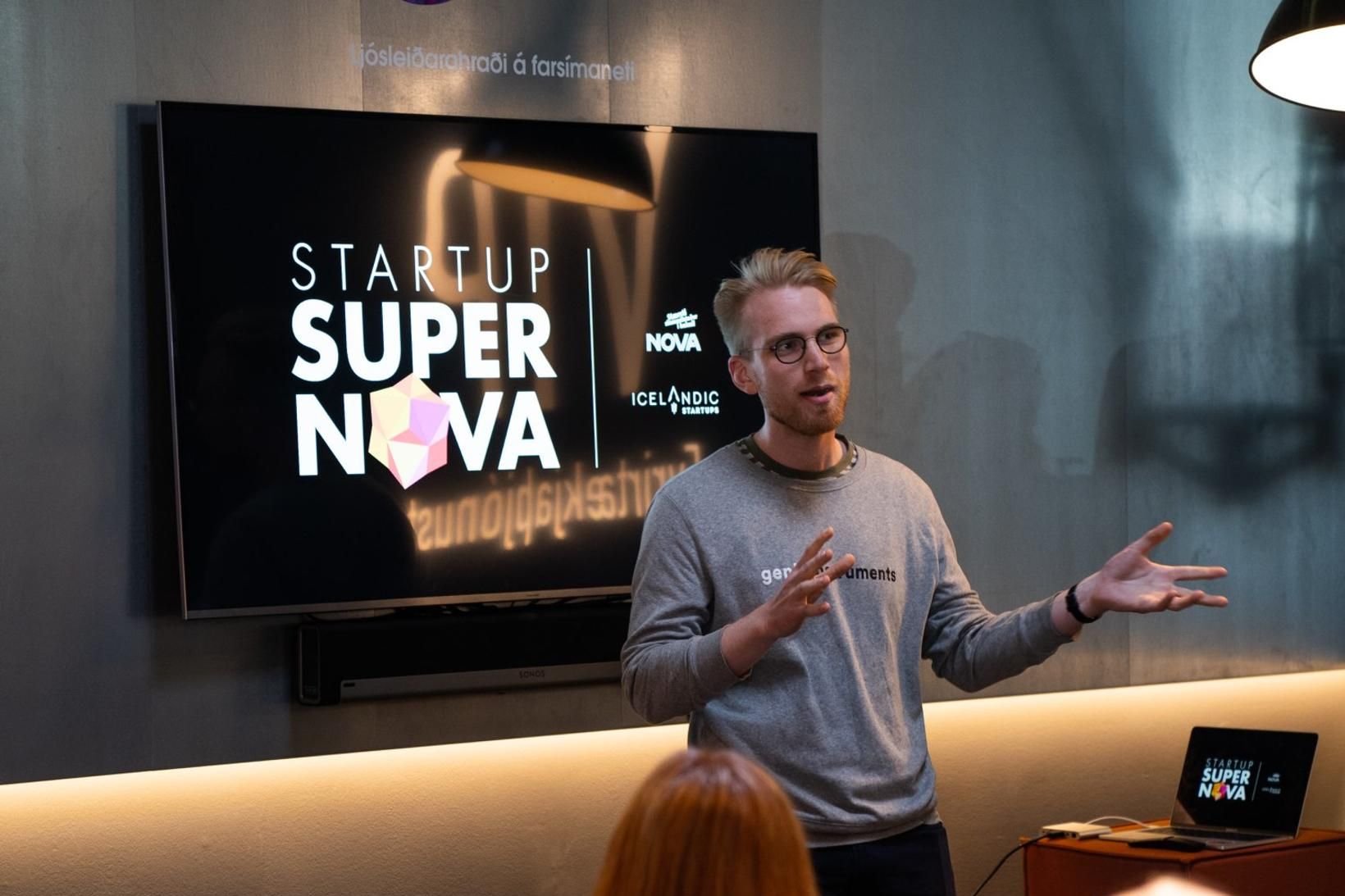 Startup SuperNova býður fyrirtækjum upp á að kaupa sig inn …