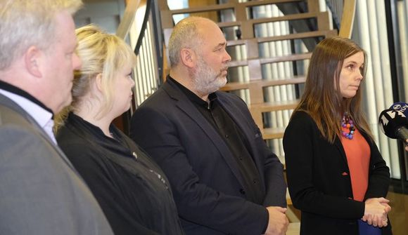 Augljóst að bjóða fleirum að borðinu