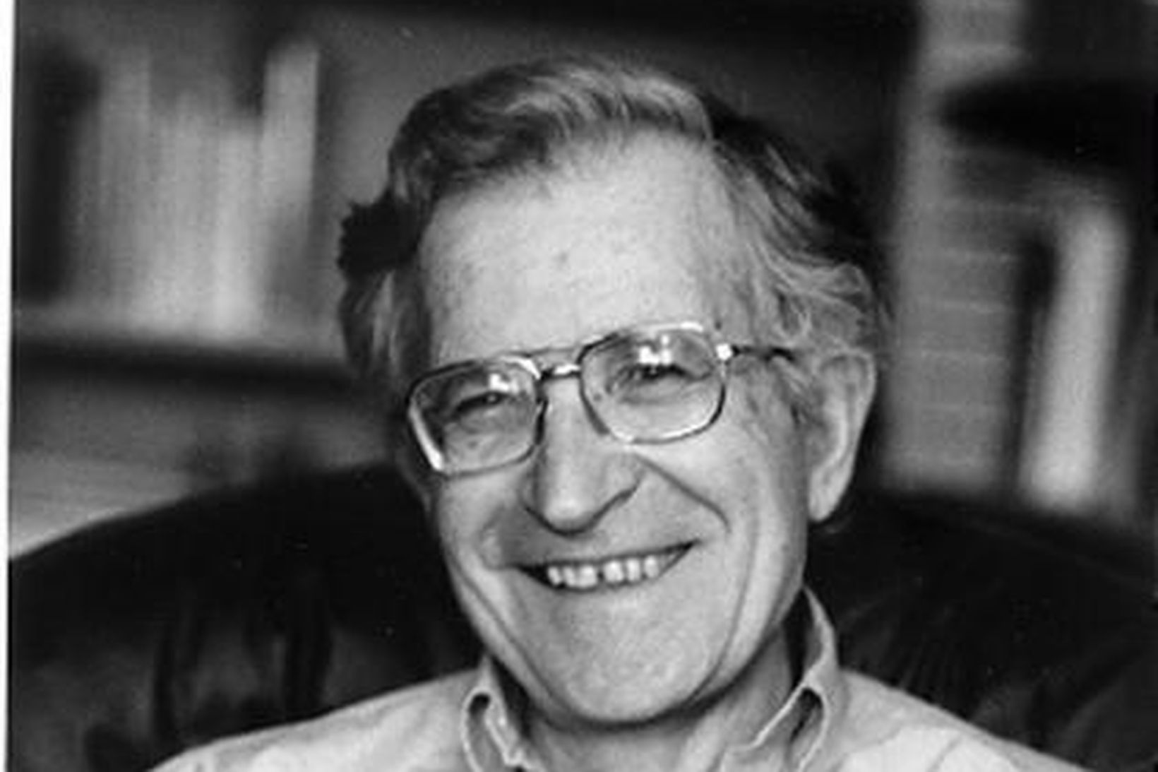 Noam Chomsky er einn þekktasti menntamaður Bandaríkjanna.