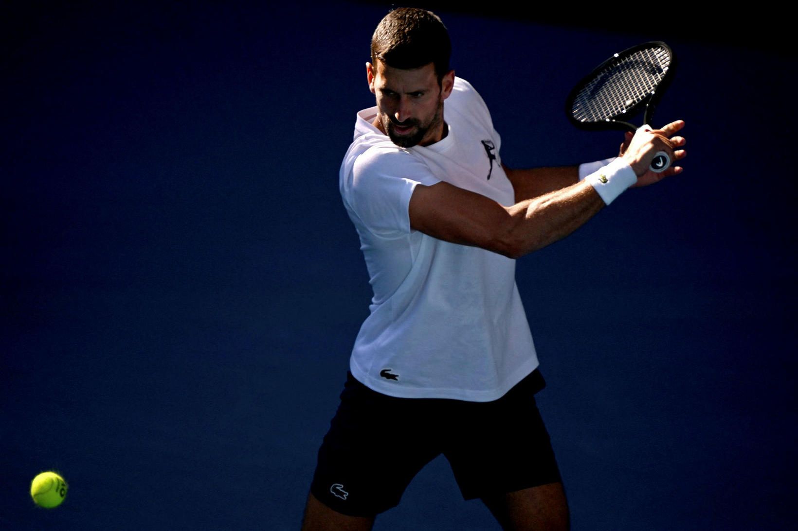 Novak Djokovic á æfingu í Melbourne í Ástralíu.