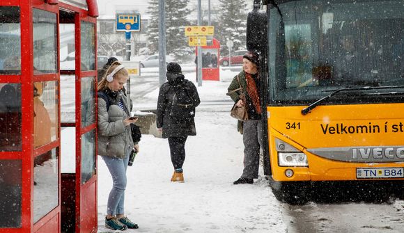 Veðrið setti áætlun Strætó úr skorðum