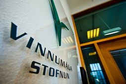 Fram kemur í gögnum Vinnumálastofnunar að atvinnuleysi hafi minnkað hratt eftir faraldurinn en hafi aukist …
