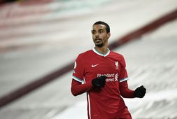 Joel Matip er líklegur til að spila áfram á Englandi.