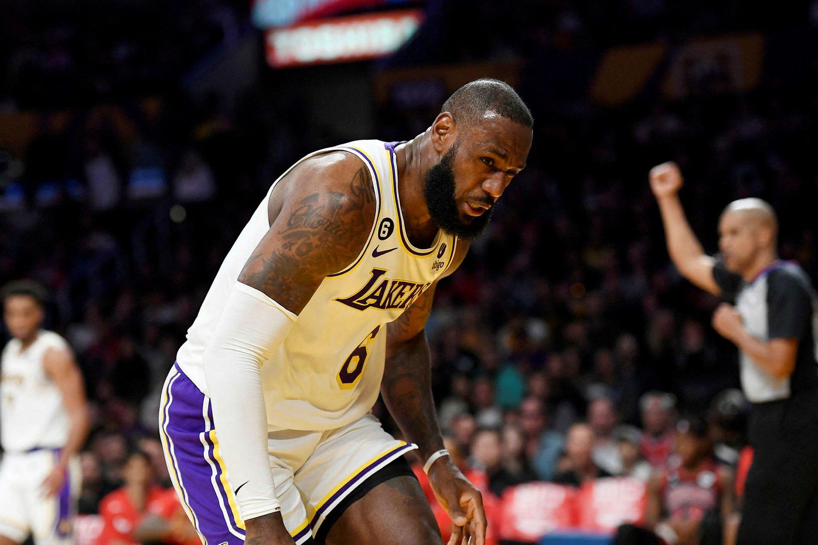 LeBron James og lið hans LA Lakers töpuðu í endurkomu …