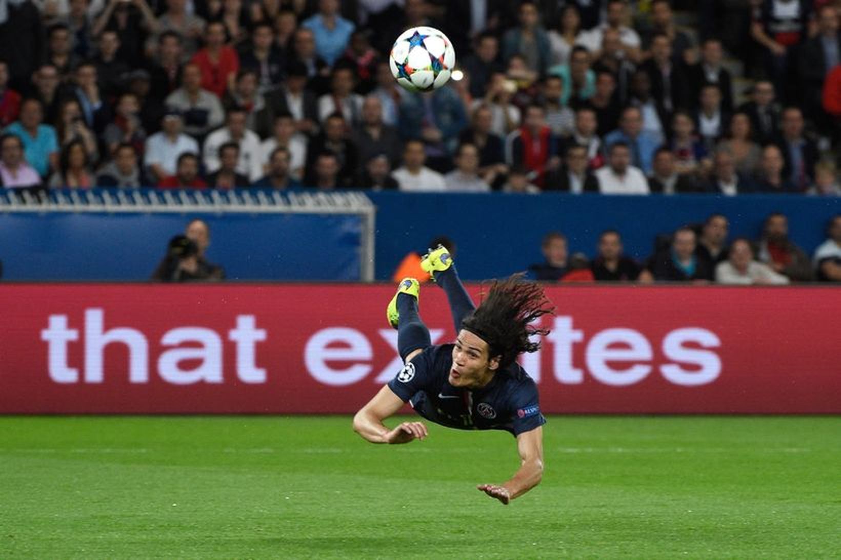 Edinson Cavani er franskur meistari með PSG