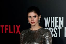 Alexandra Daddario er ófrísk.